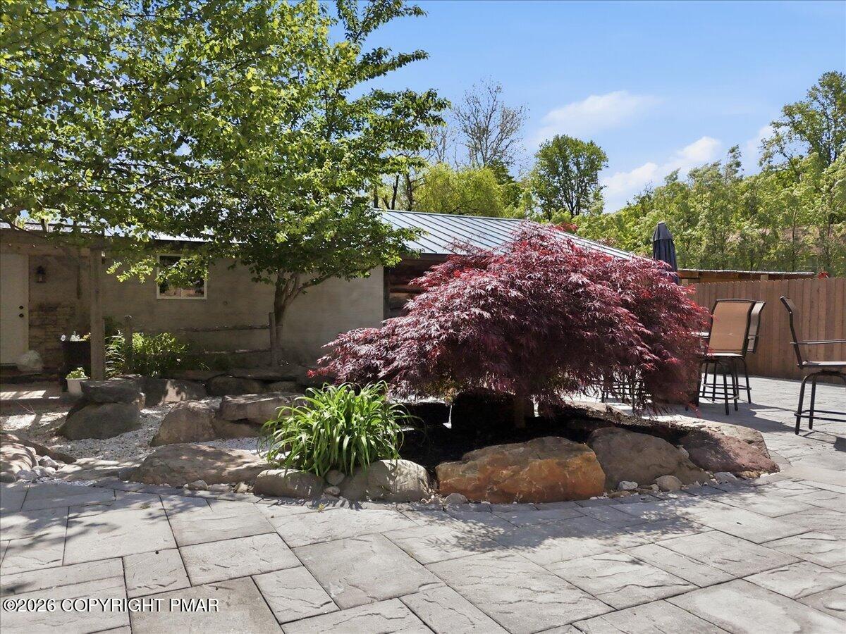 145 Camelback Road Property Photo 20
