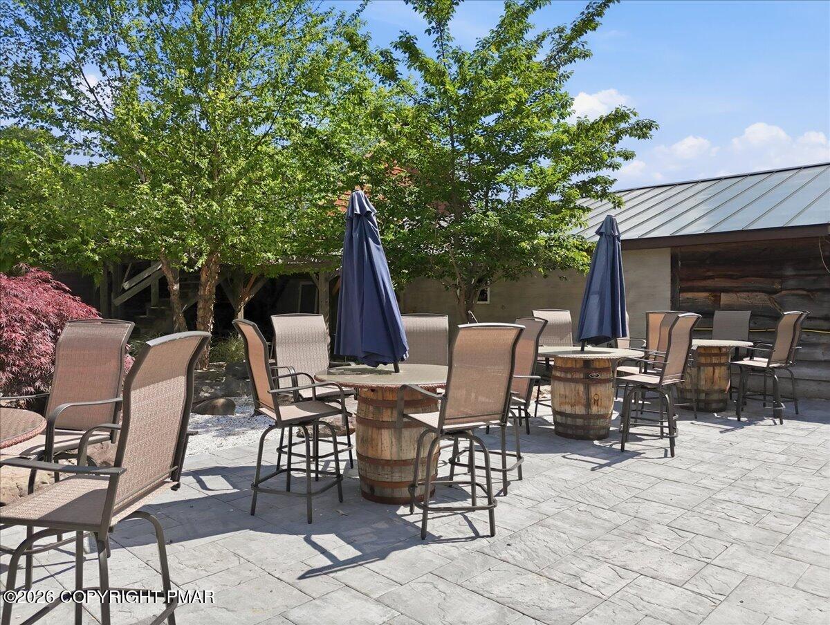 145 Camelback Road Property Photo 21