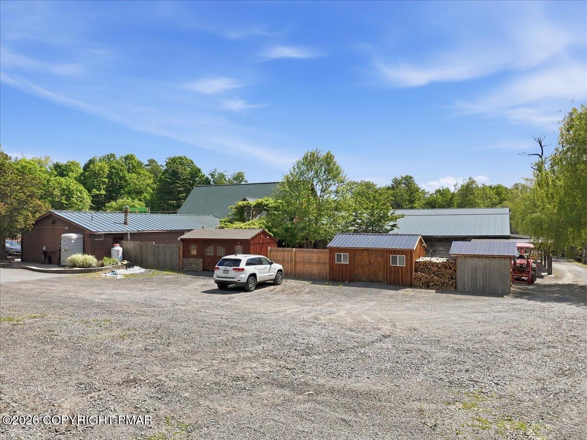 145 Camelback Road Property Photo 24