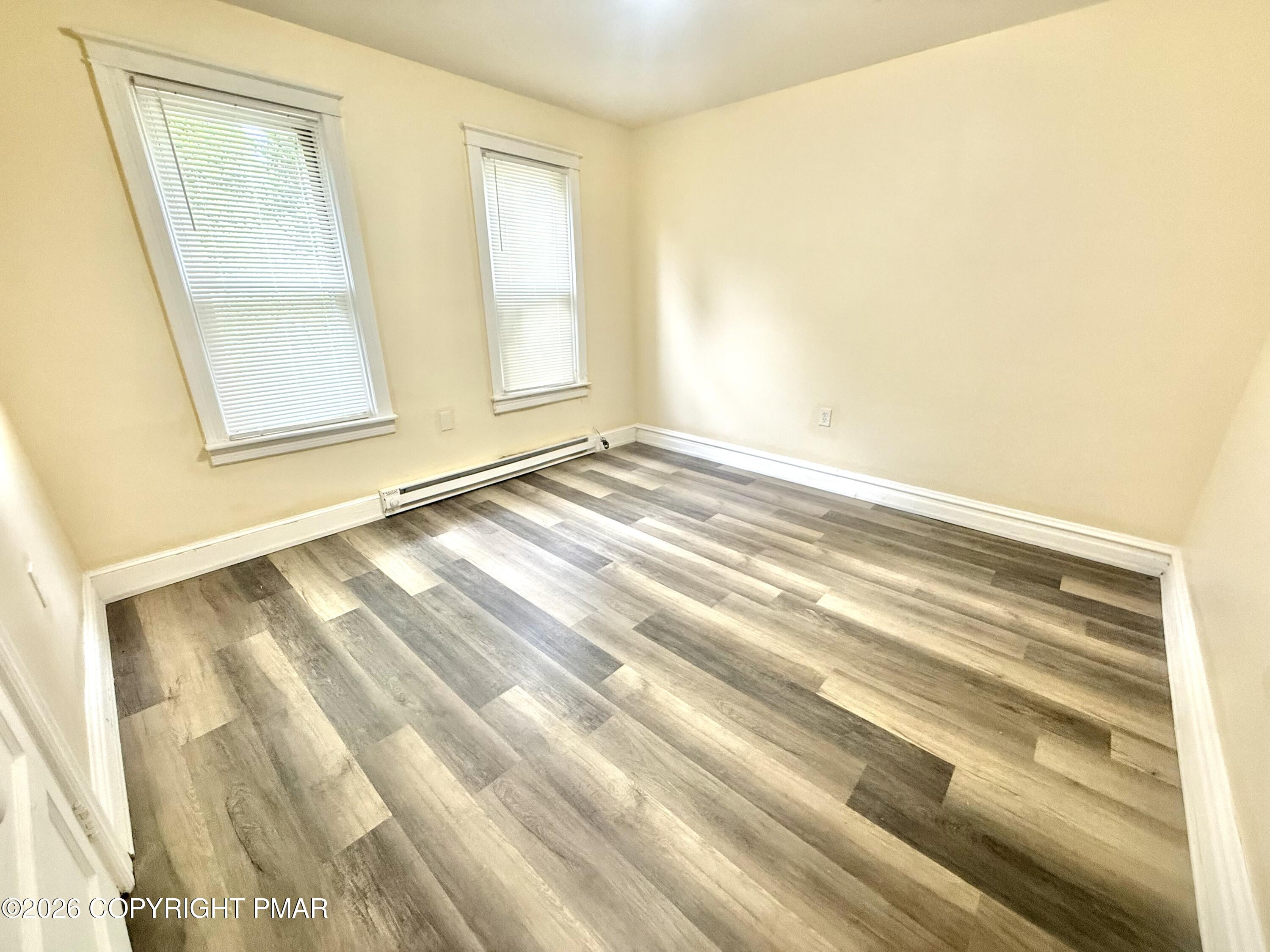 309-311 E E Ridge Street Property Photo 27