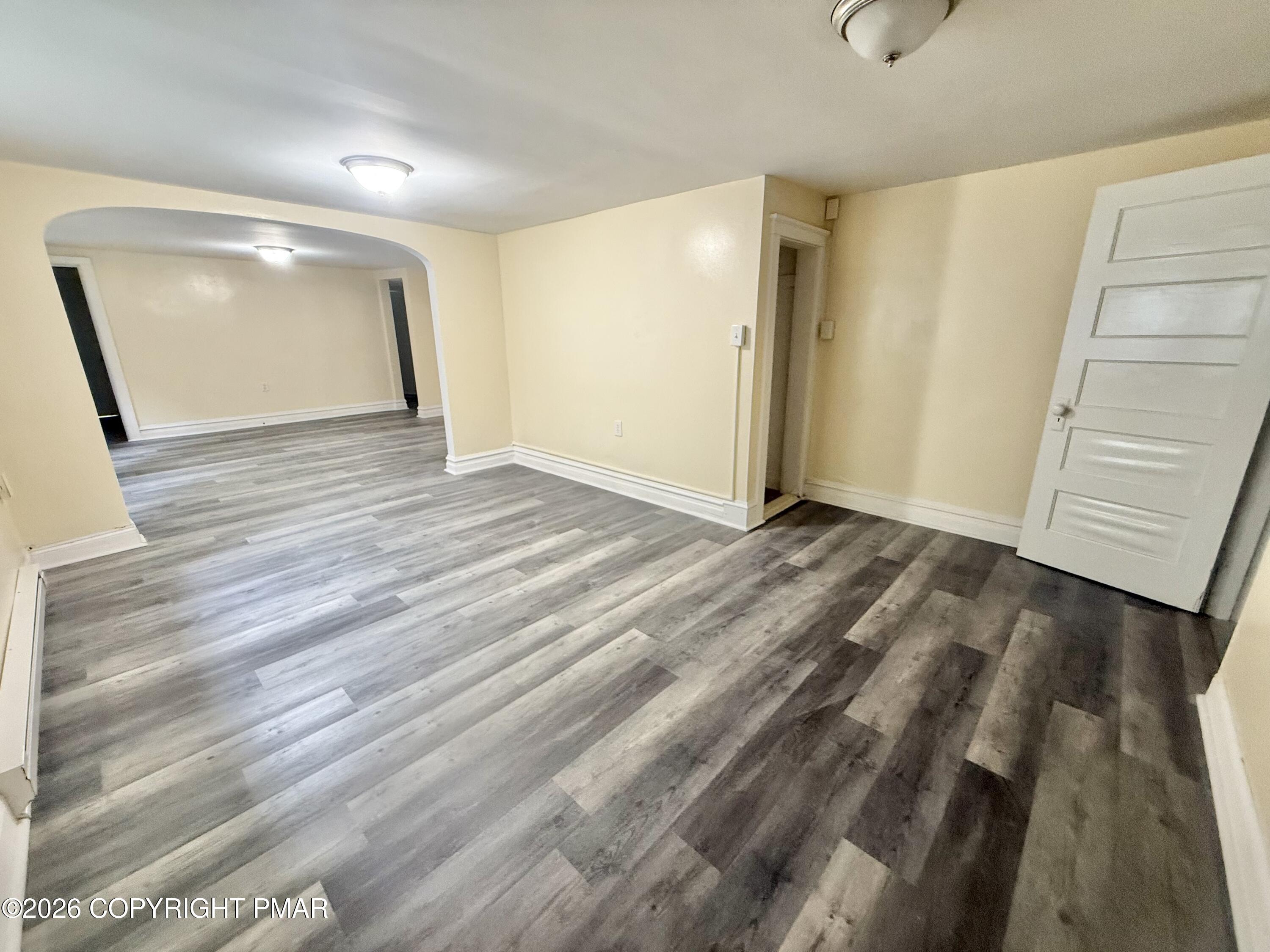 309-311 E E Ridge Street Property Photo 42