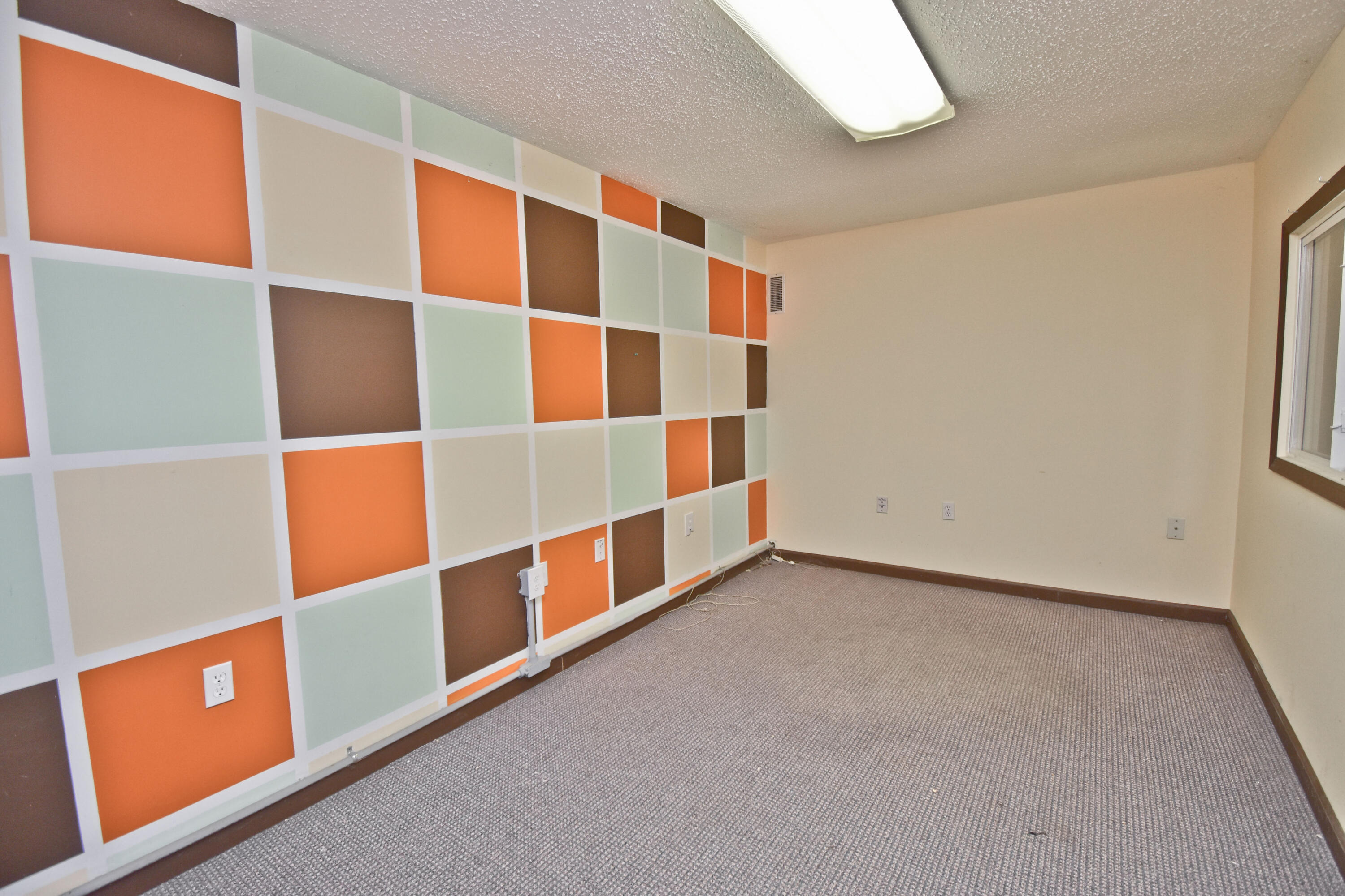 3215 N 5th Street Property Photo 9