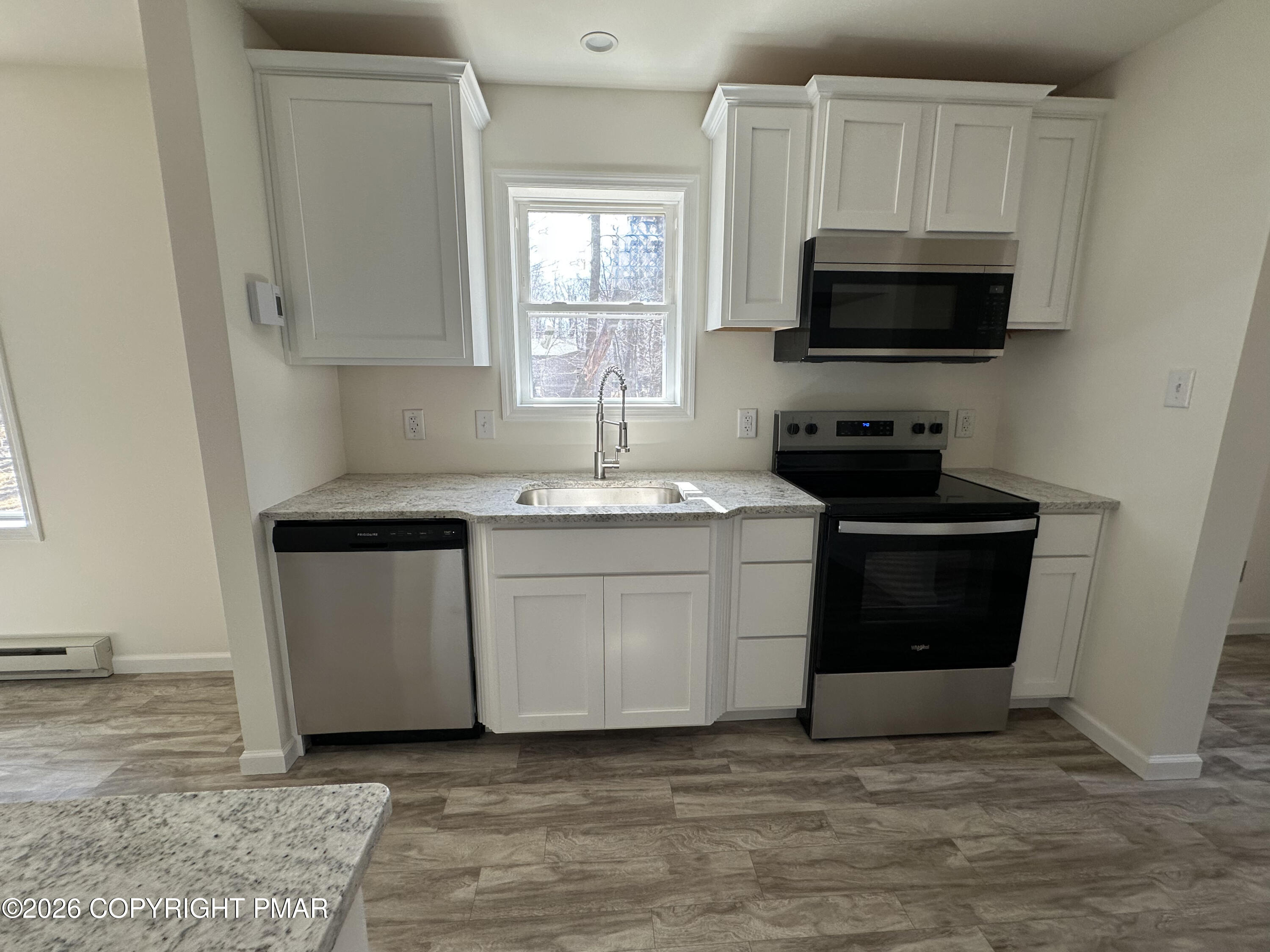 1726 Rolling Hills Drive Property Photo 8