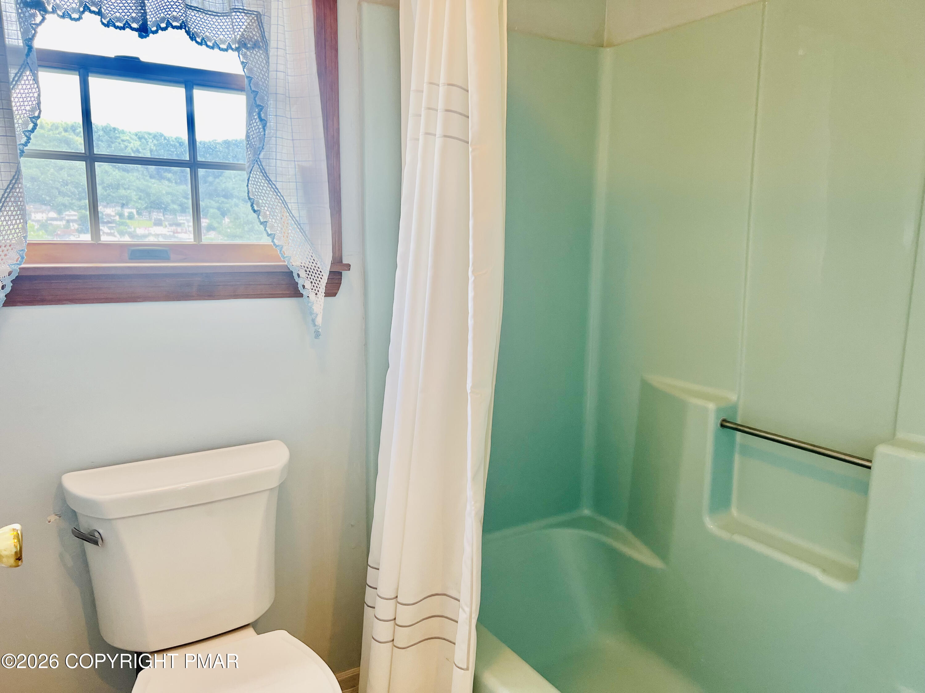 42 E Columbus Avenue Property Photo 15