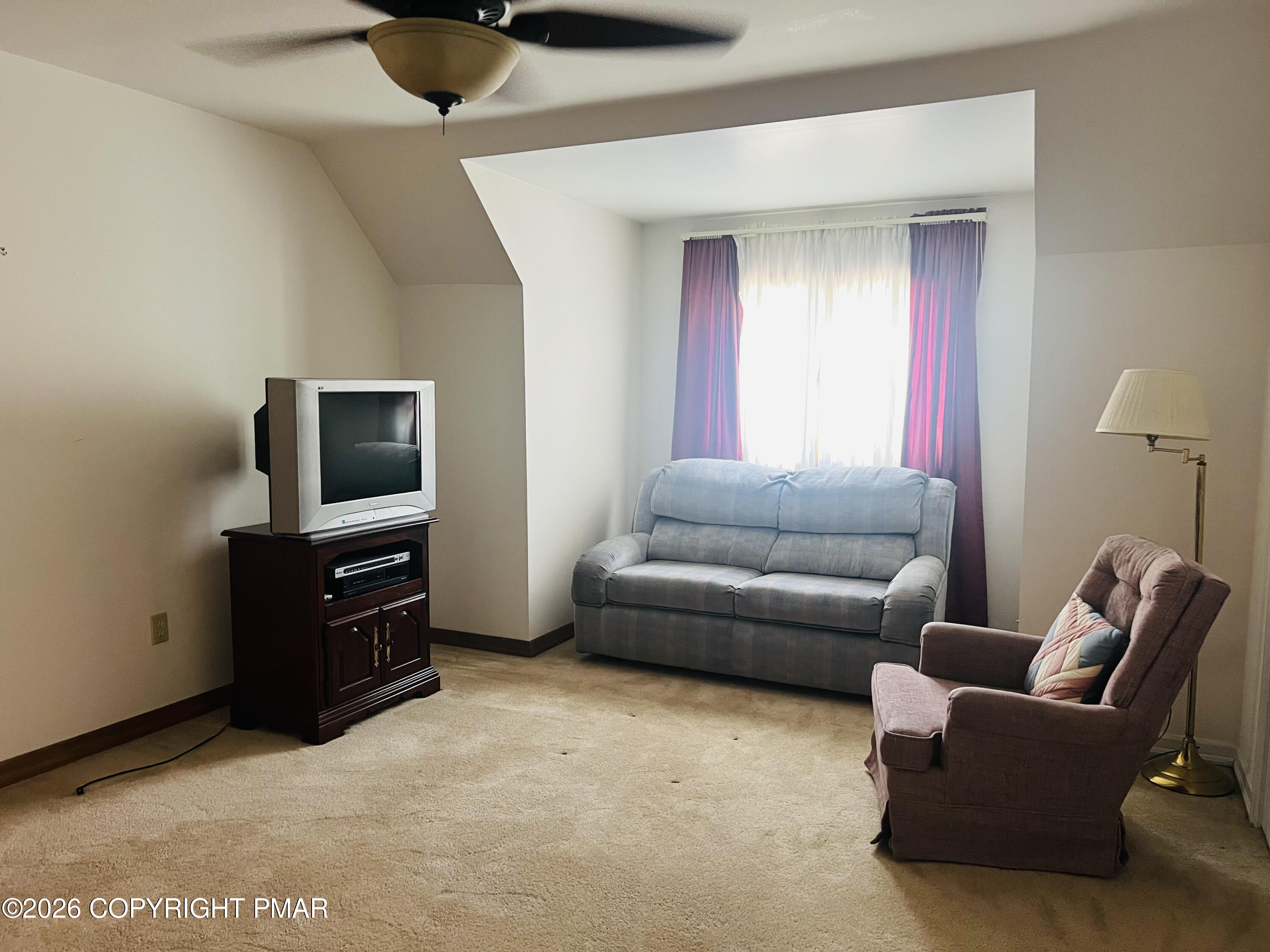 42 E Columbus Avenue Property Photo 23
