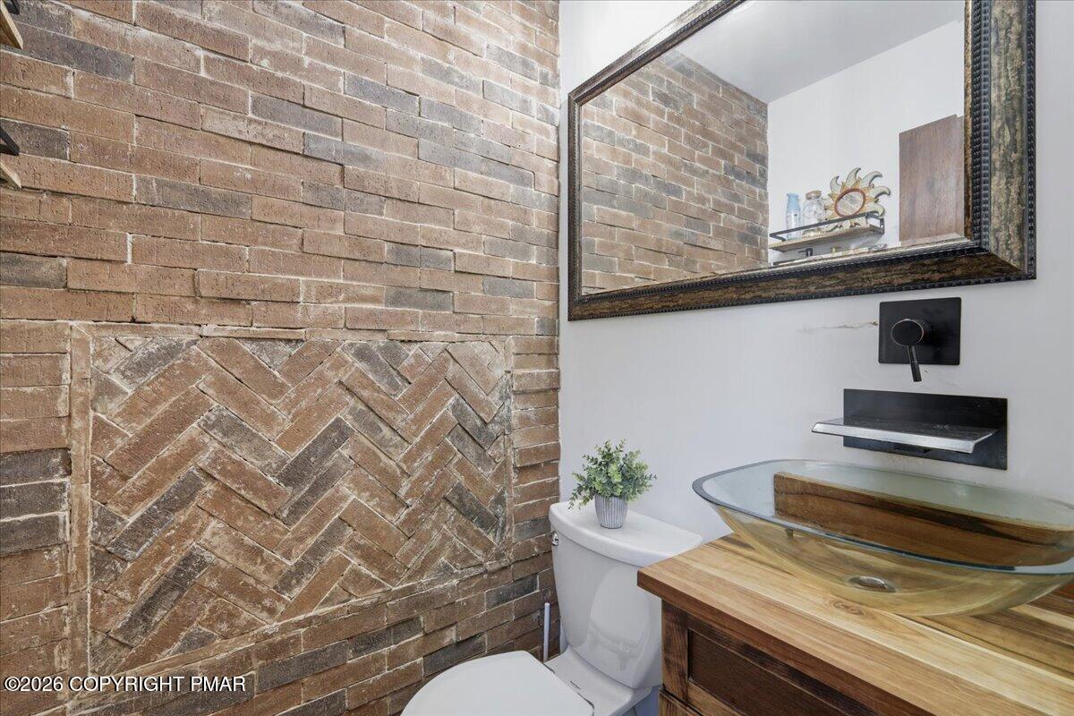 3125 Robert David Drive Property Photo 14
