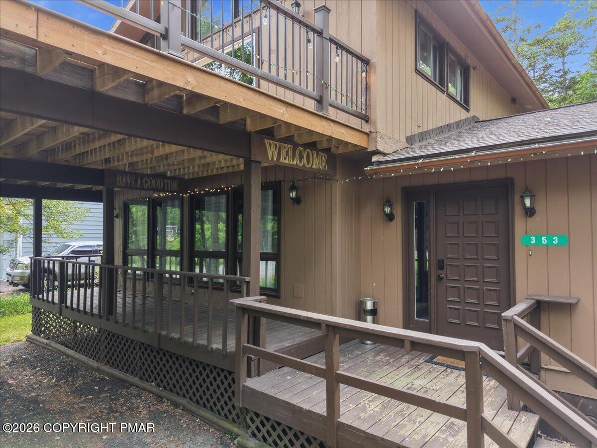 353 Scotch Pine Drive Property Photo 6
