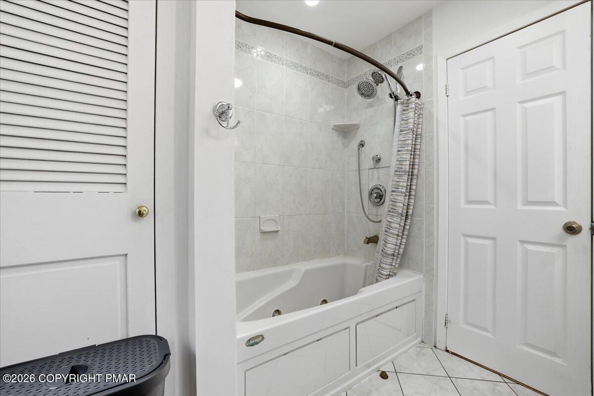 353 Scotch Pine Drive Property Photo 43