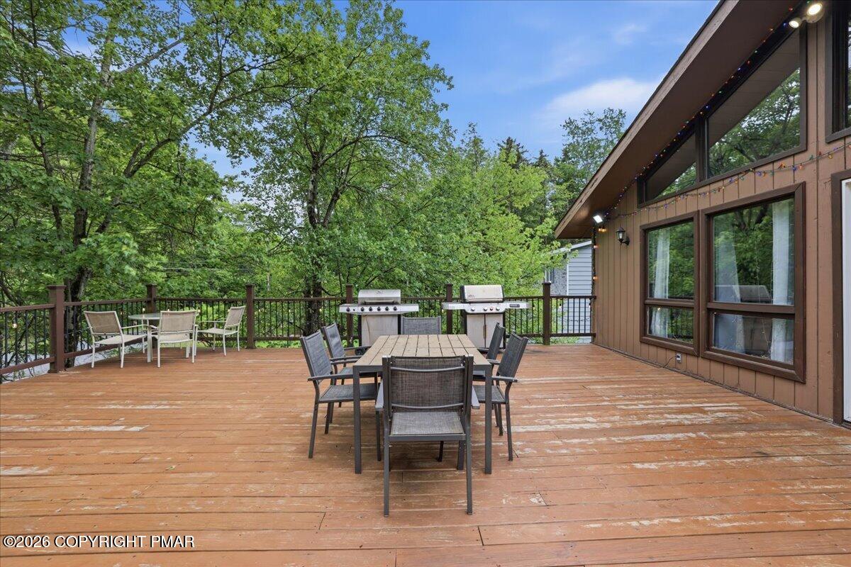353 Scotch Pine Drive Property Photo 71