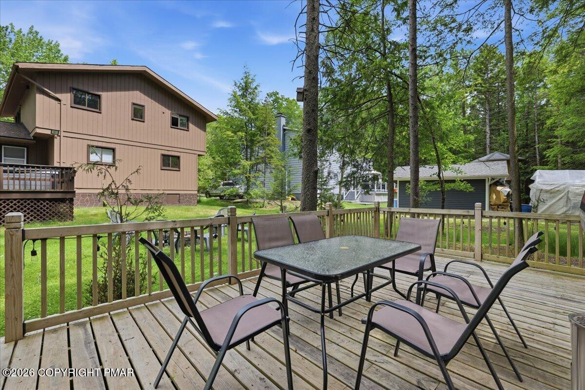 353 Scotch Pine Drive Property Photo 77