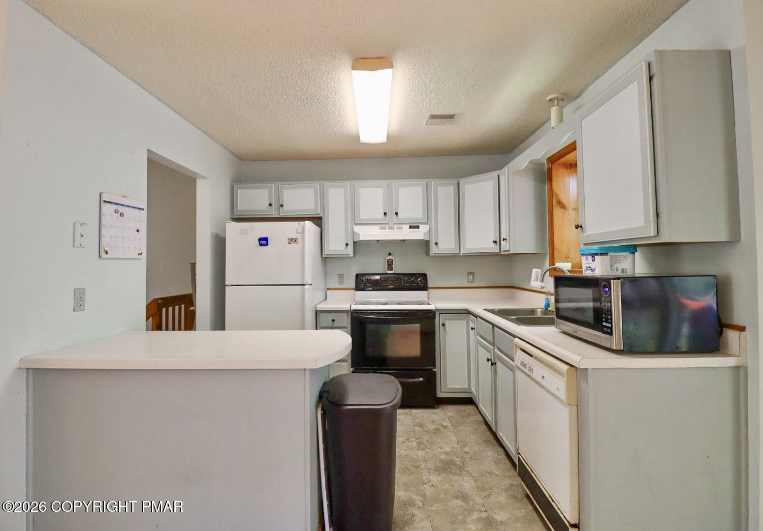 3145 Carobeth Drive Property Photo 12