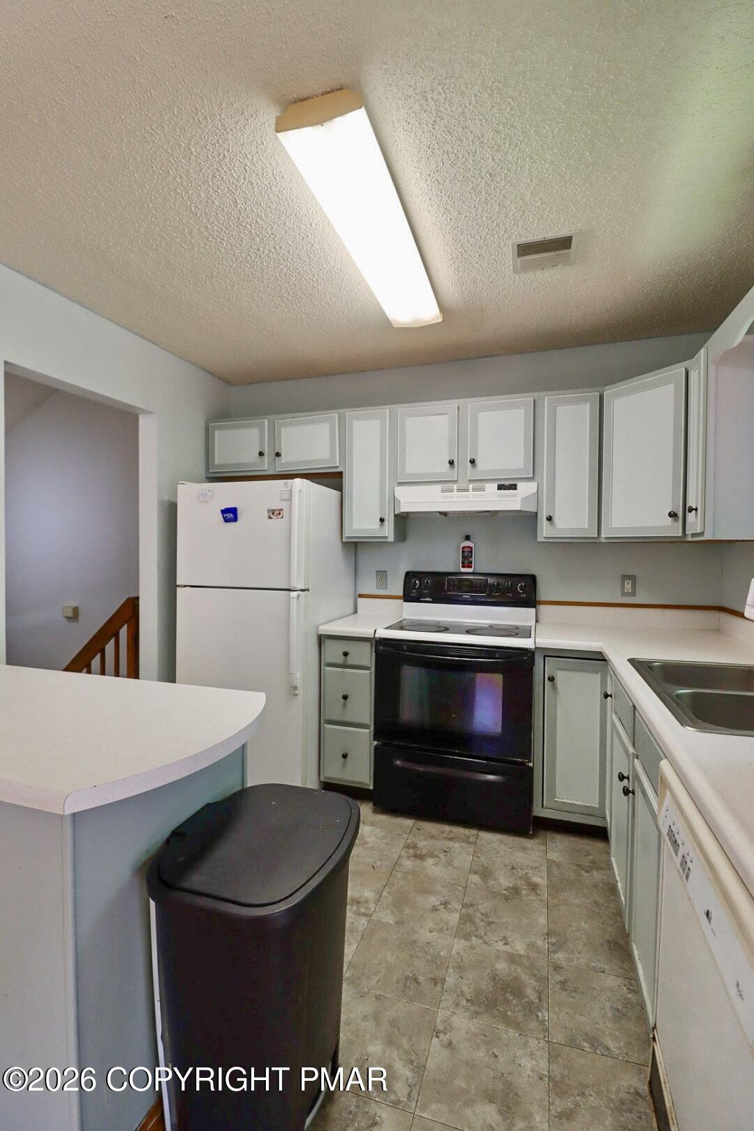 3145 Carobeth Drive Property Photo 14