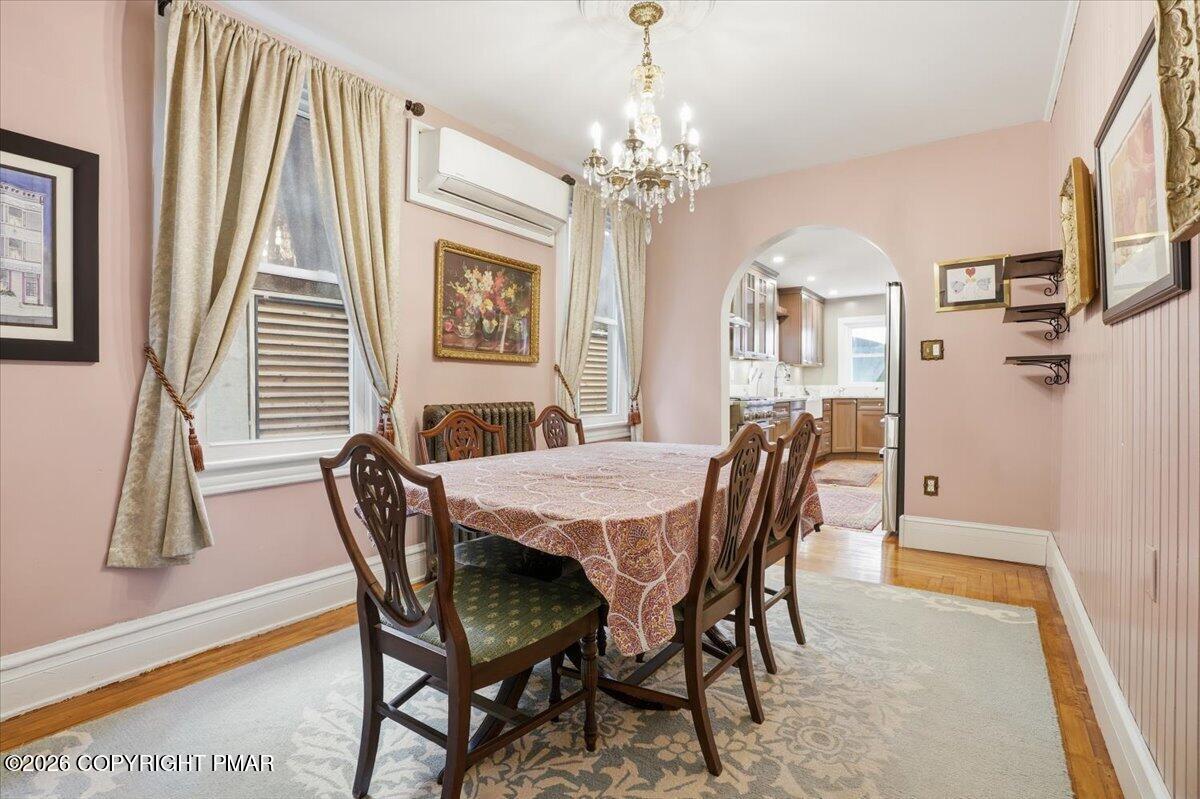 169 W Broadway Property Photo 10