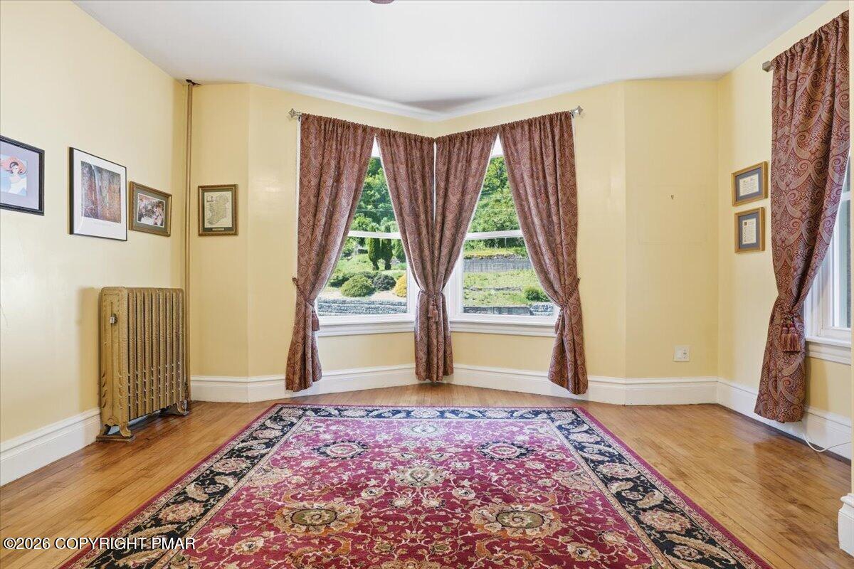169 W Broadway Property Photo 21