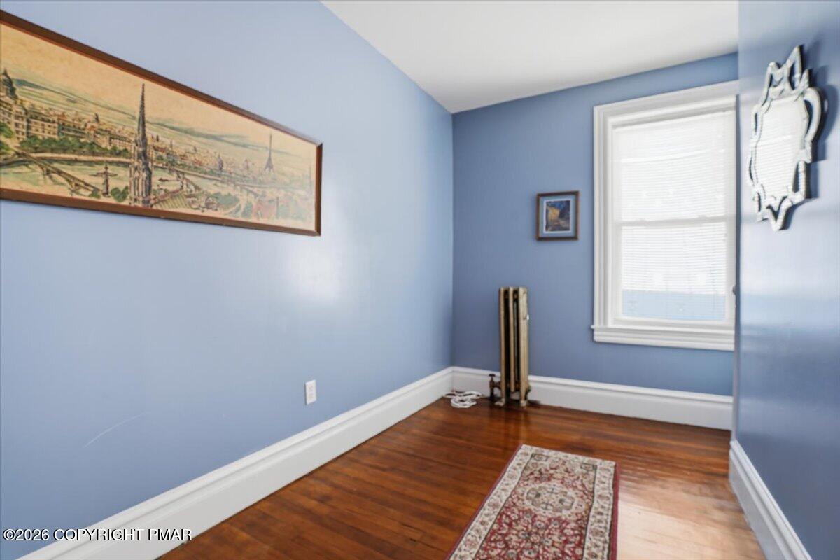 169 W Broadway Property Photo 23