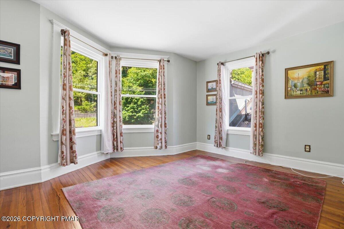 169 W Broadway Property Photo 25