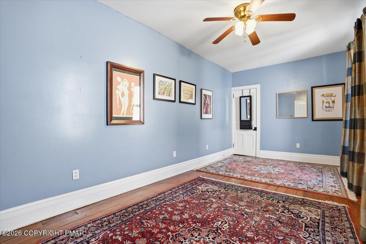 169 W Broadway Property Photo 29