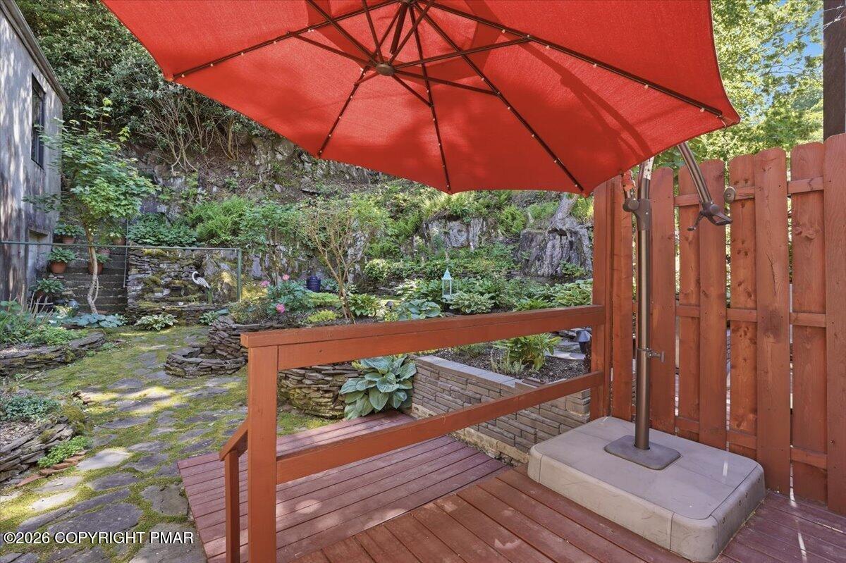 169 W Broadway Property Photo 32