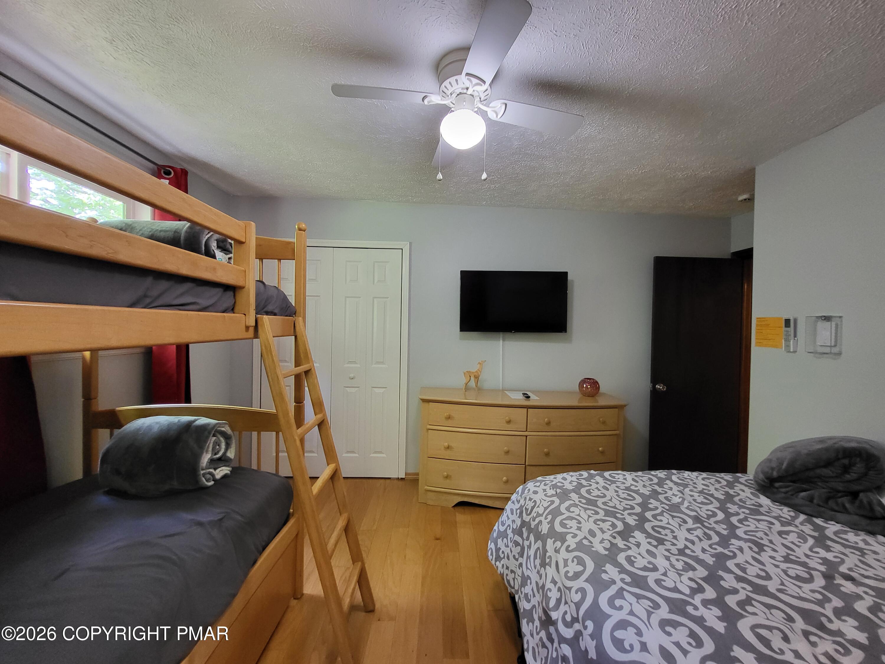 121 Park Court Property Photo 27