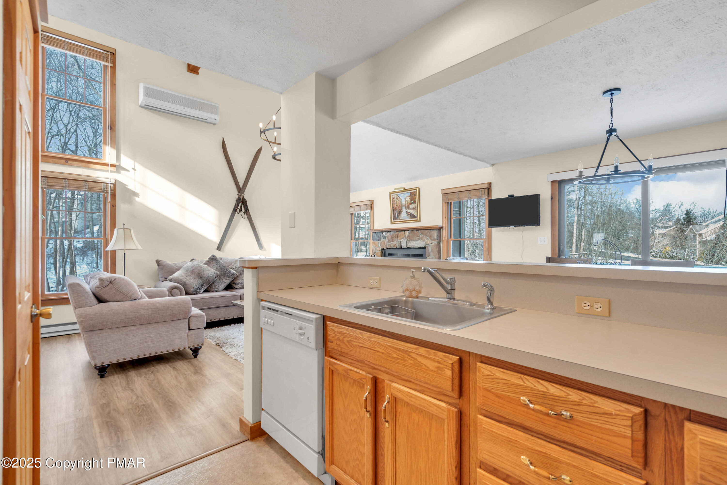 163 Pine Court Property Photo 10