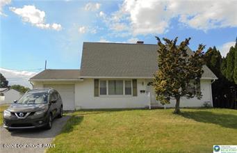 3010 Birch Street S Property Photo 1