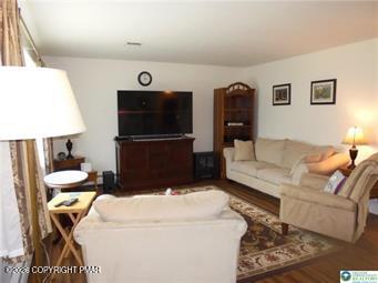 3010 Birch Street S Property Photo 2