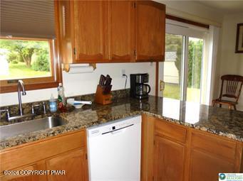 3010 Birch Street S Property Photo 5