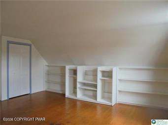 3010 Birch Street S Property Photo 14
