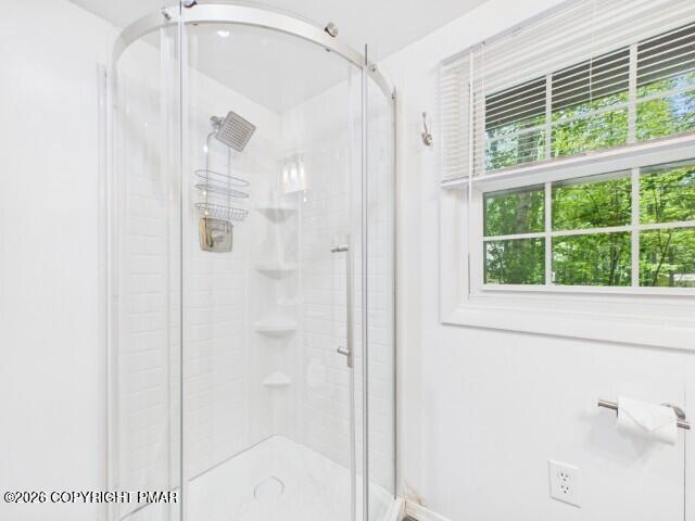7803 Lake Shore Drive Property Photo 19