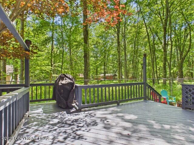 7803 Lake Shore Drive Property Photo 26