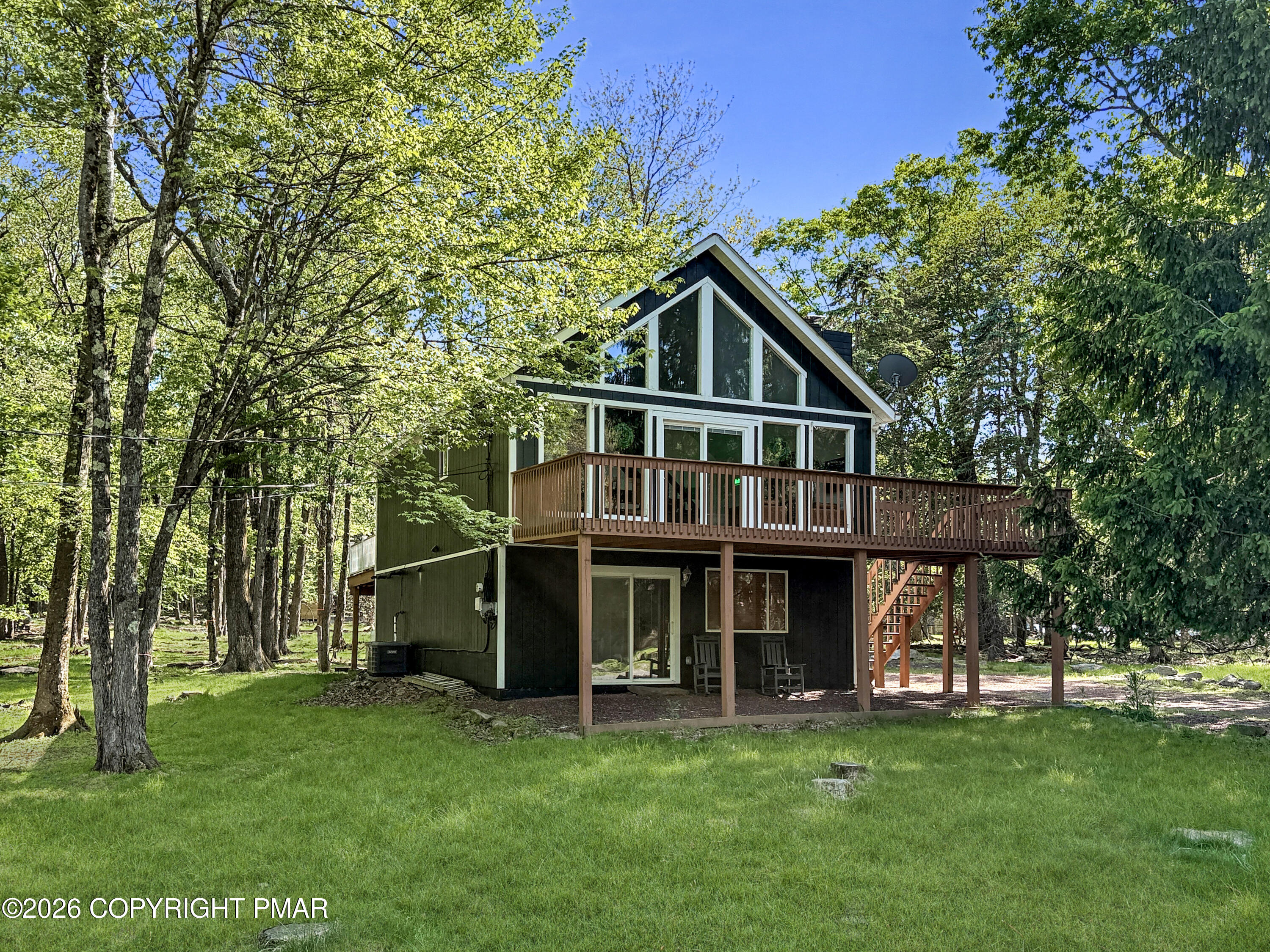 18 New Birch Street Property Photo 1