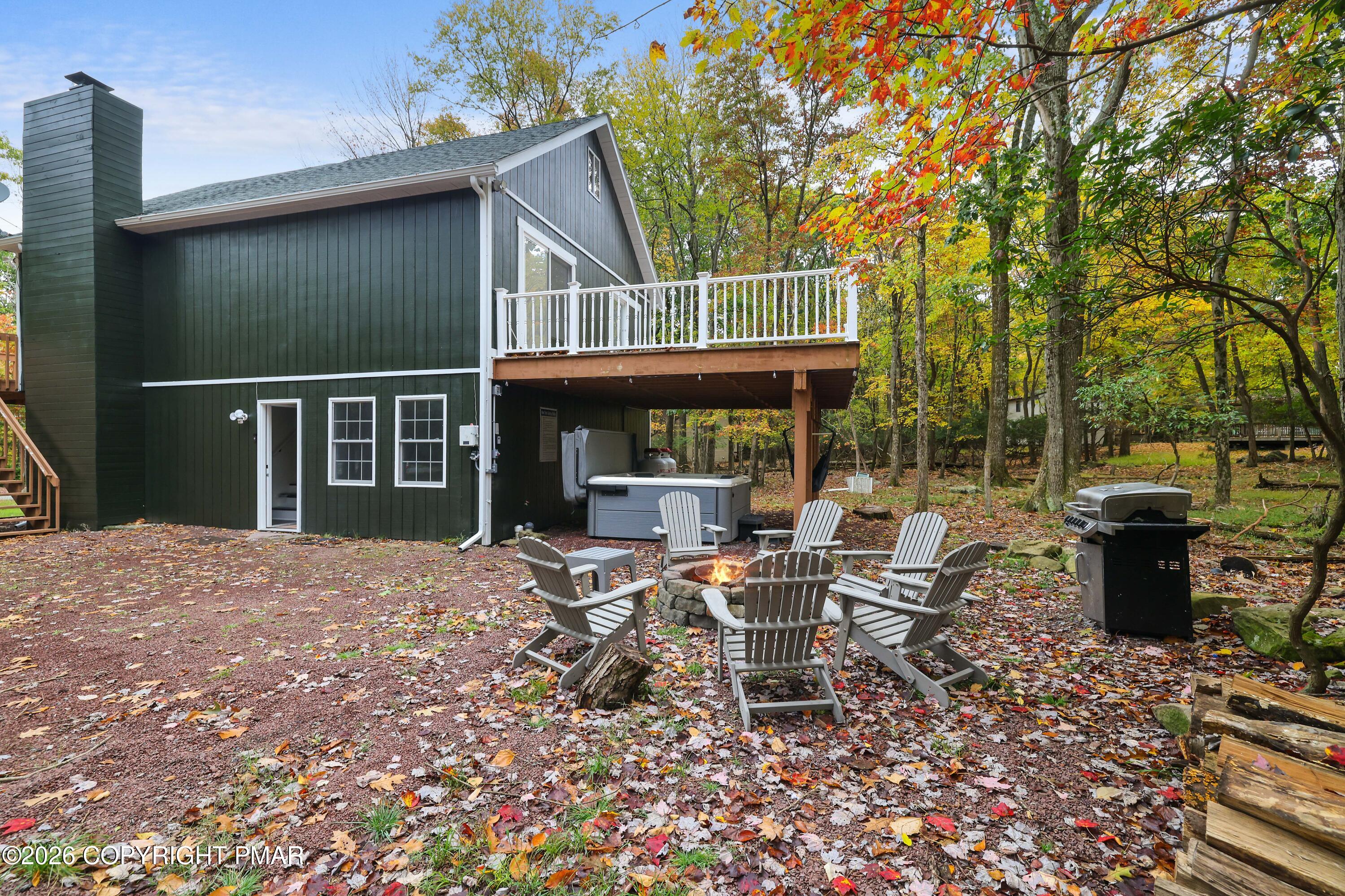 18 New Birch Street Property Photo 3