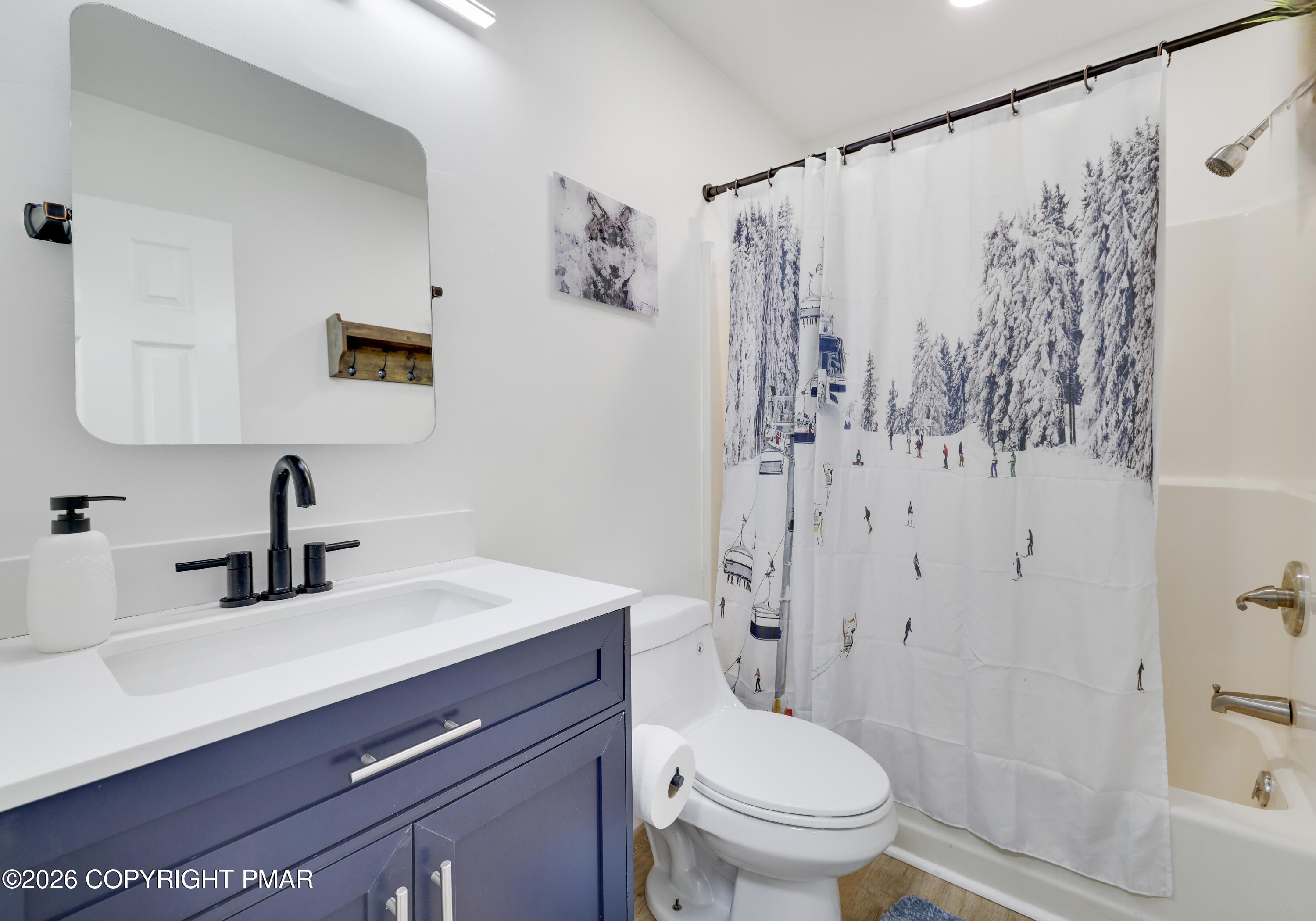 18 New Birch Street Property Photo 14