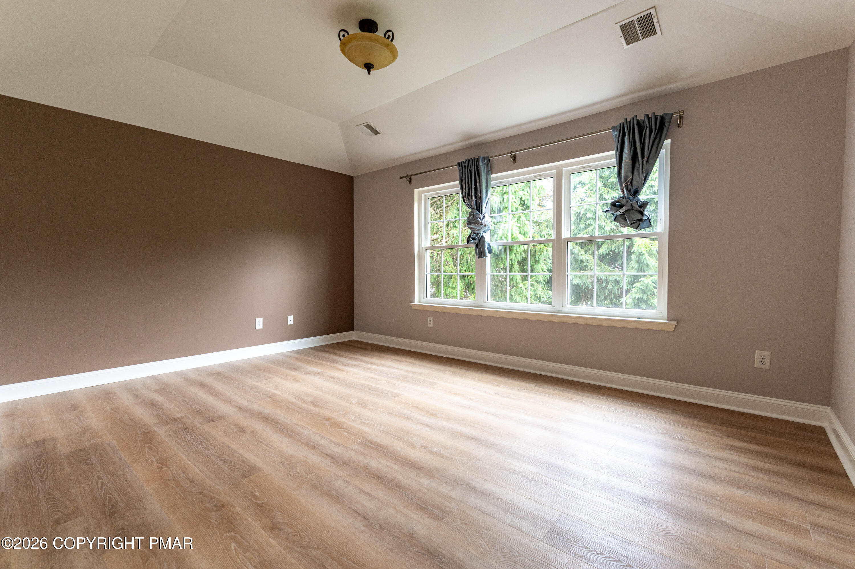 780 Ramblewood Drive Property Photo 47