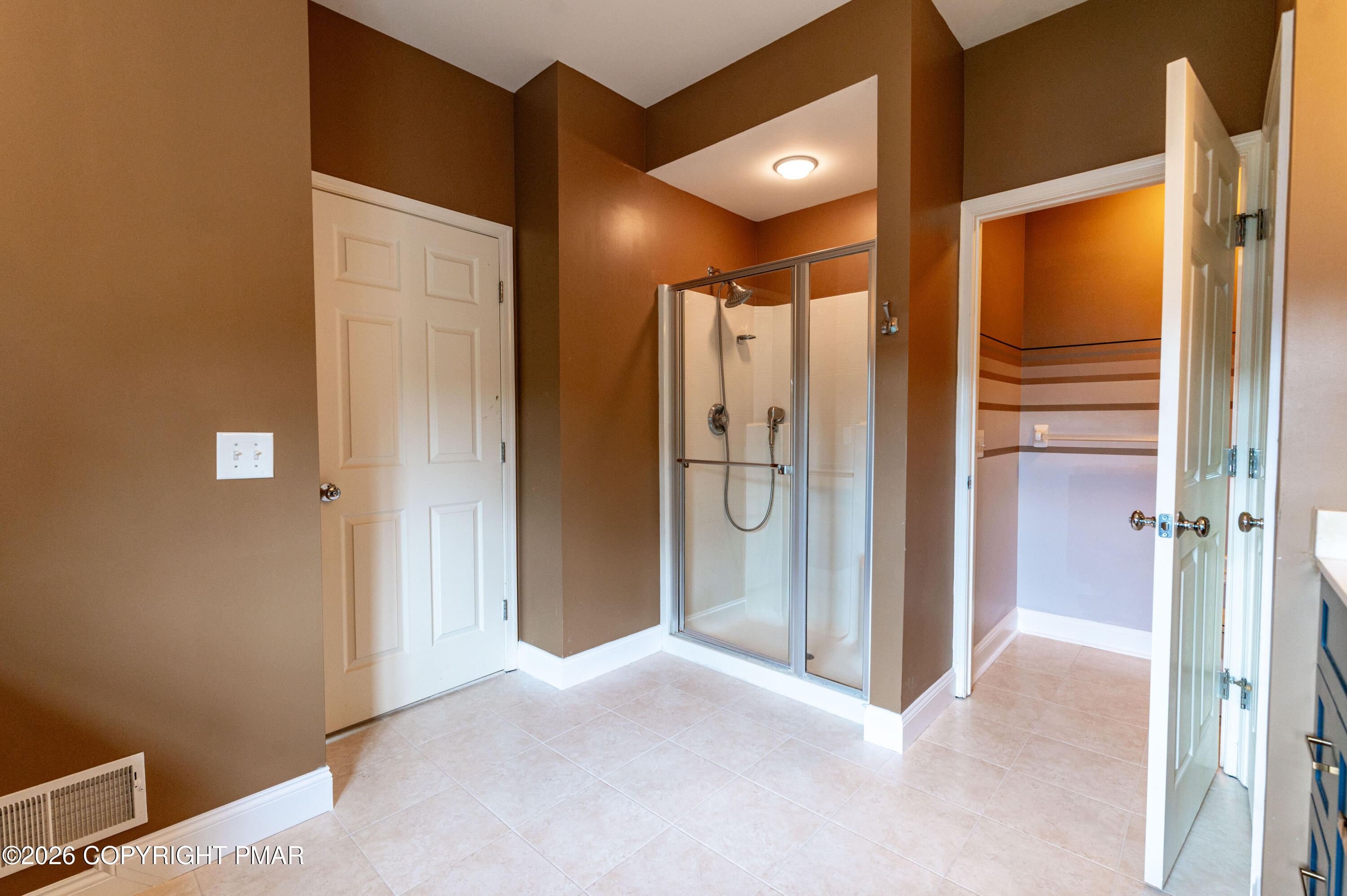 780 Ramblewood Drive Property Photo 48
