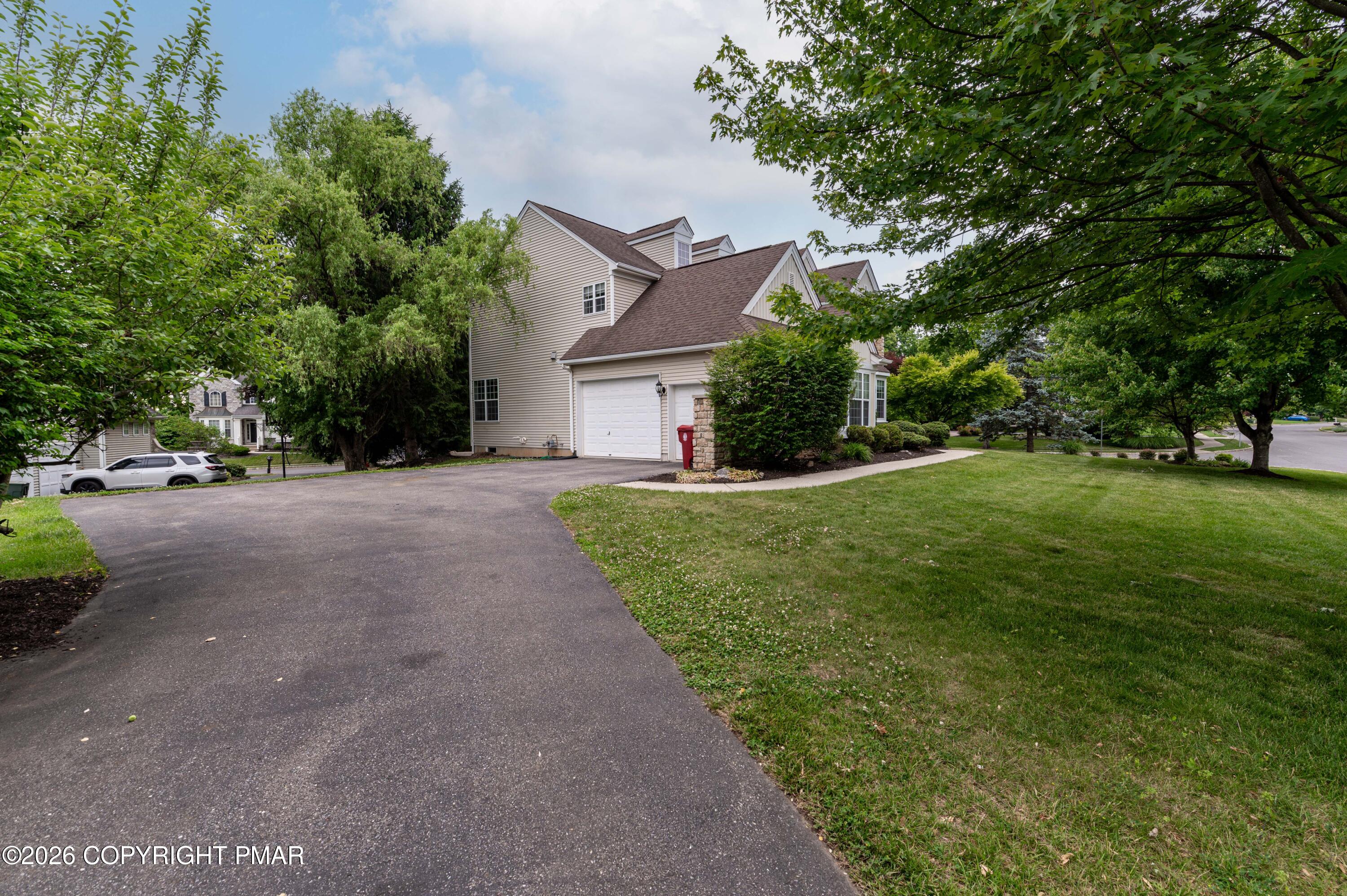 780 Ramblewood Drive Property Photo 70
