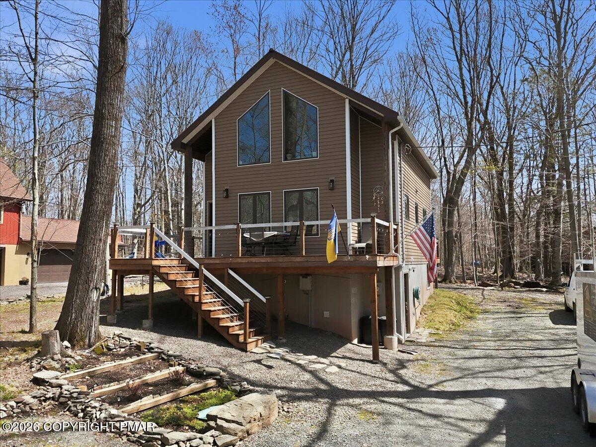 1053 Boathouse Road Property Photo 4