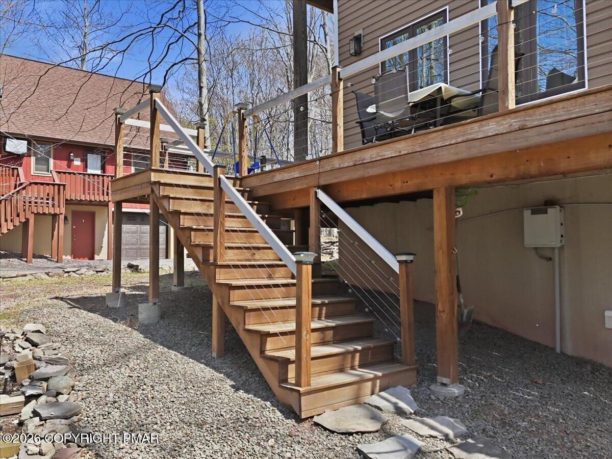 1053 Boathouse Road Property Photo 8
