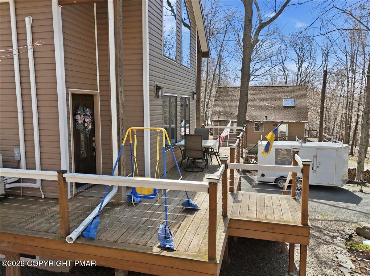 1053 Boathouse Road Property Photo 10