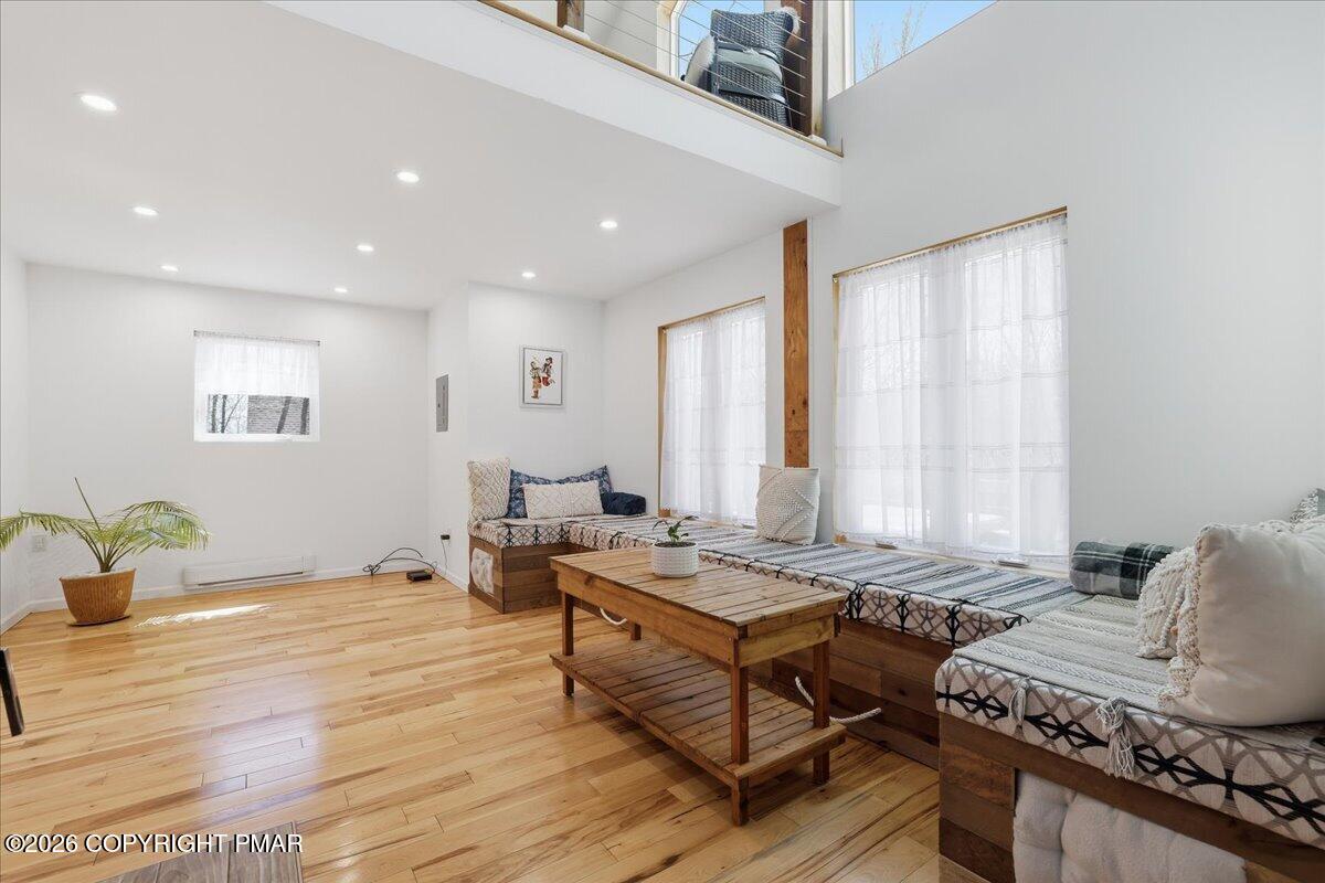 1053 Boathouse Road Property Photo 14