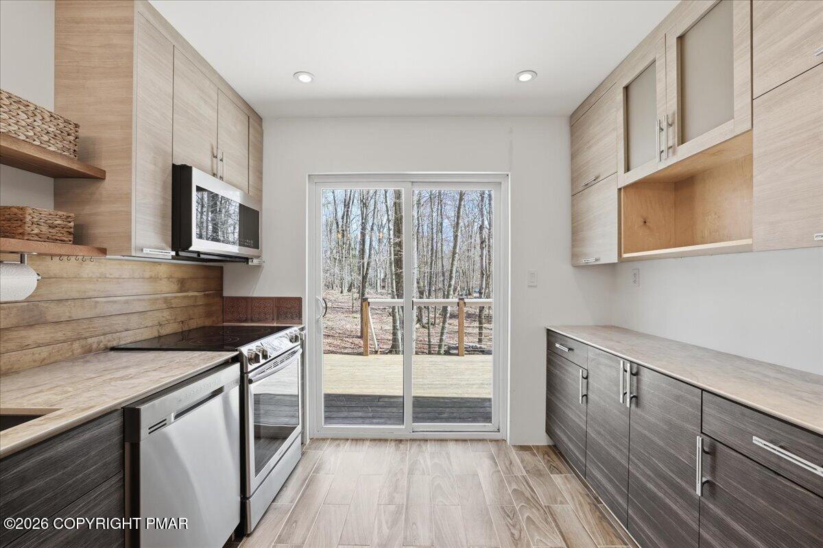 1053 Boathouse Road Property Photo 30
