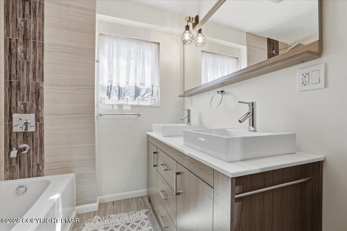 1053 Boathouse Road Property Photo 39