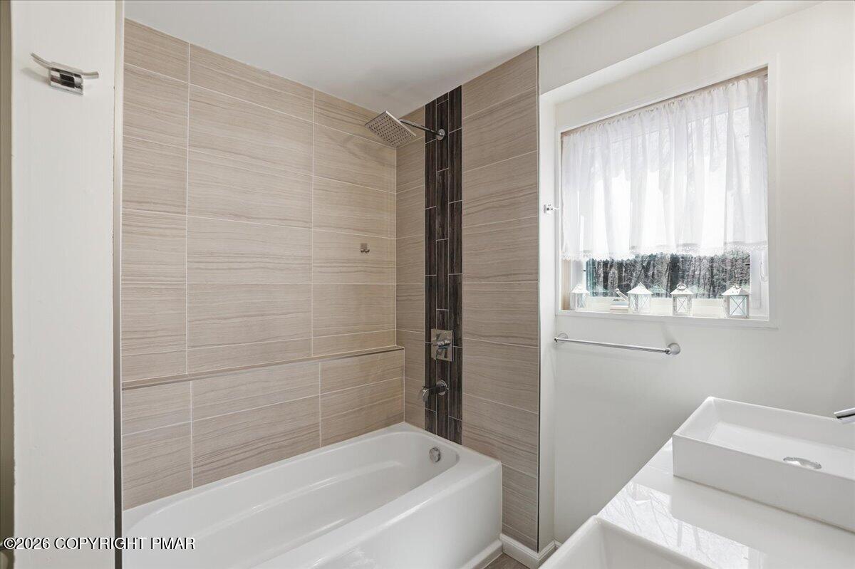 1053 Boathouse Road Property Photo 42