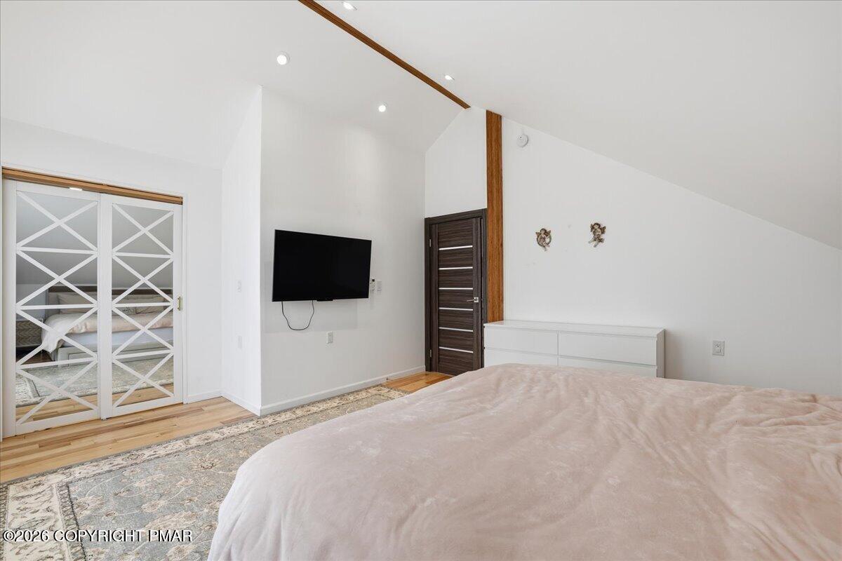 1053 Boathouse Road Property Photo 54