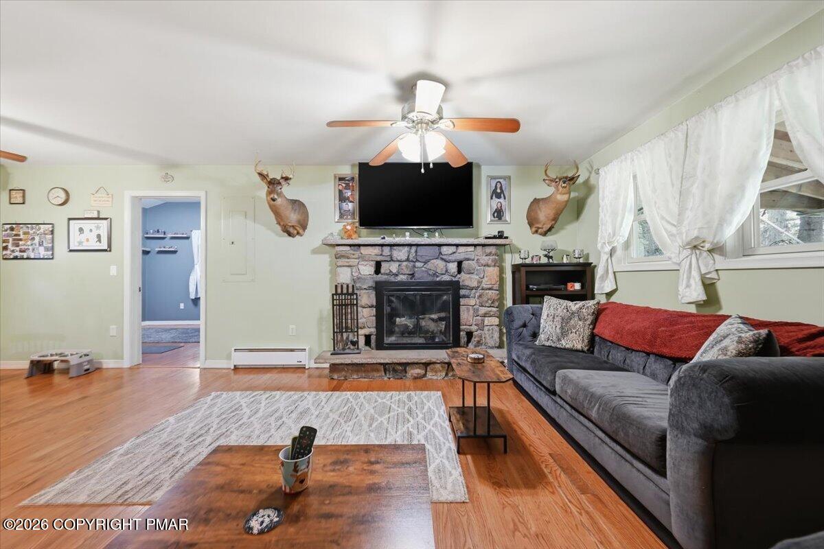 1208 Little Billy Lane Property Photo 8