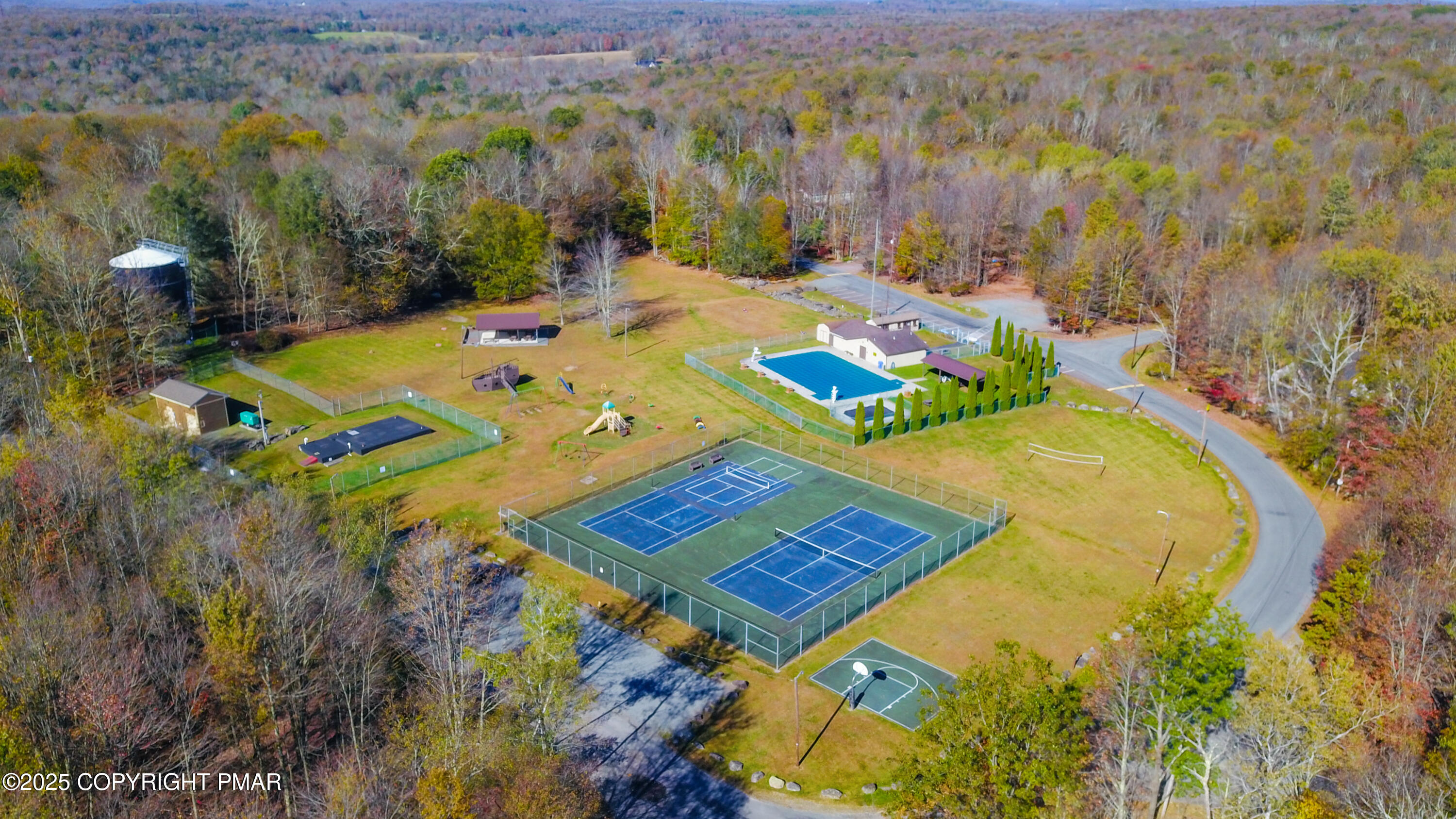 Cygnus Road Property Photo 21