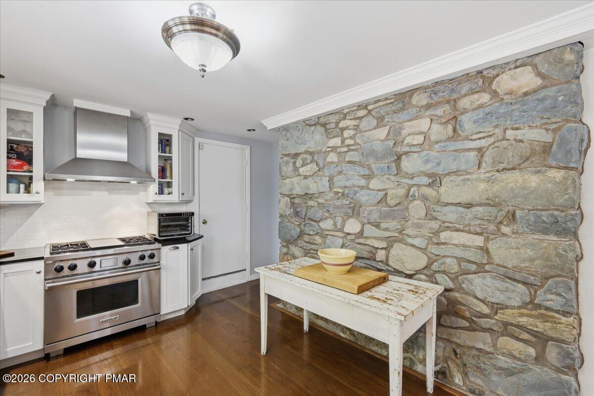 119 Falls Drive Property Photo 17