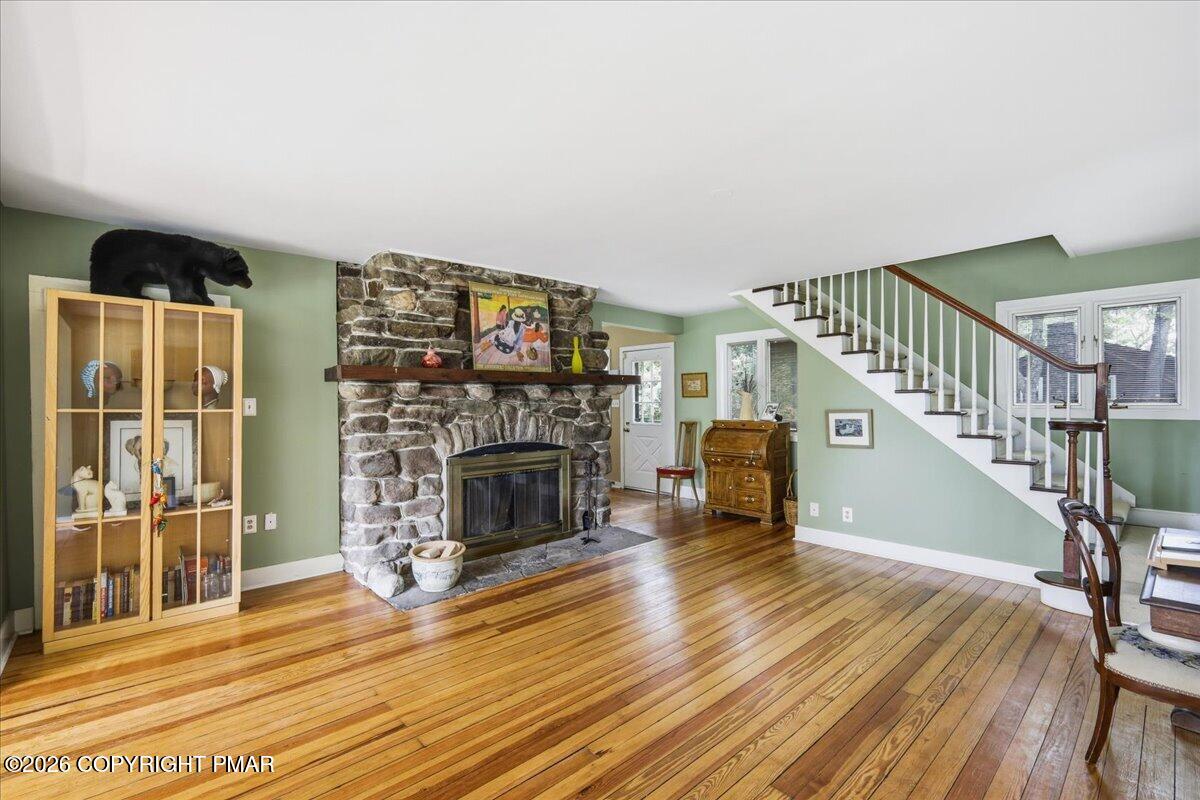 119 Falls Drive Property Photo 23