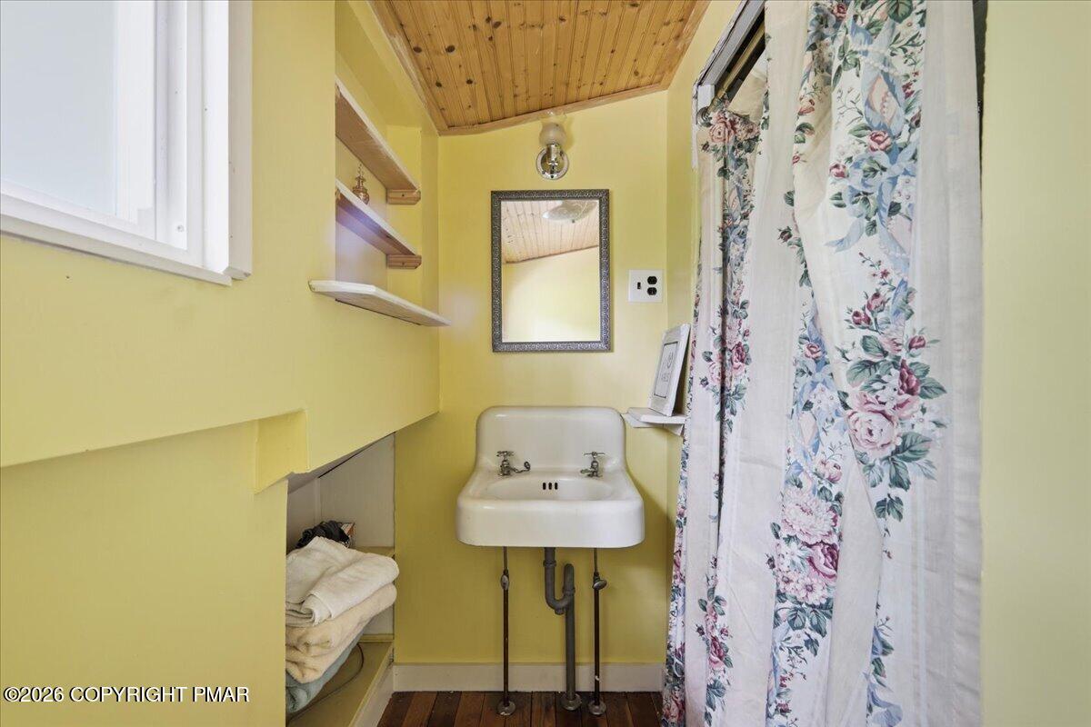 119 Falls Drive Property Photo 48