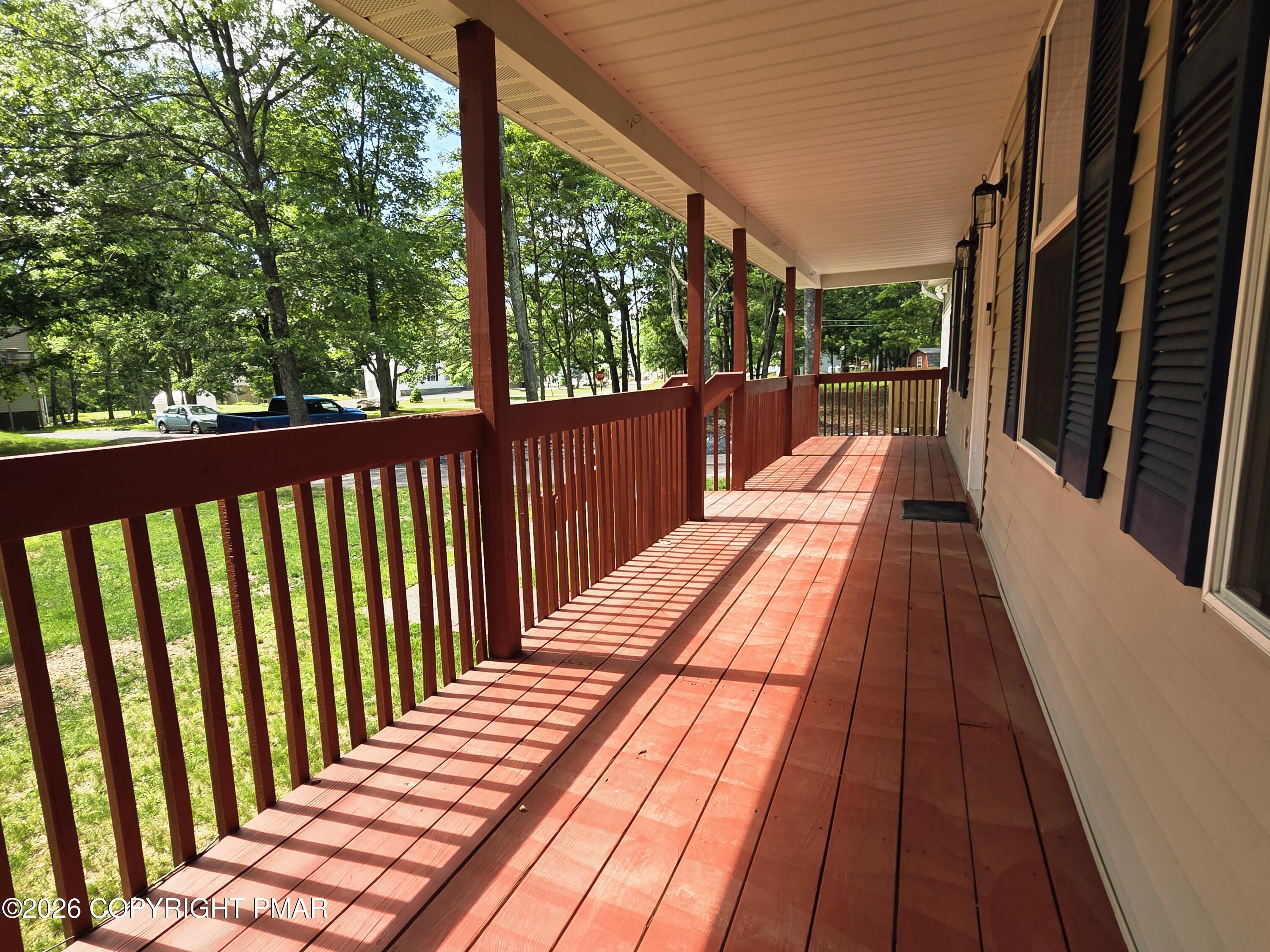 2149 Valley View Drive Property Photo 2